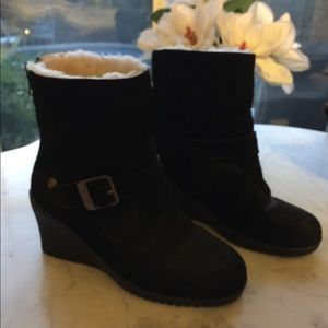 Ugg Gisela Wedge Bootie 6 Black